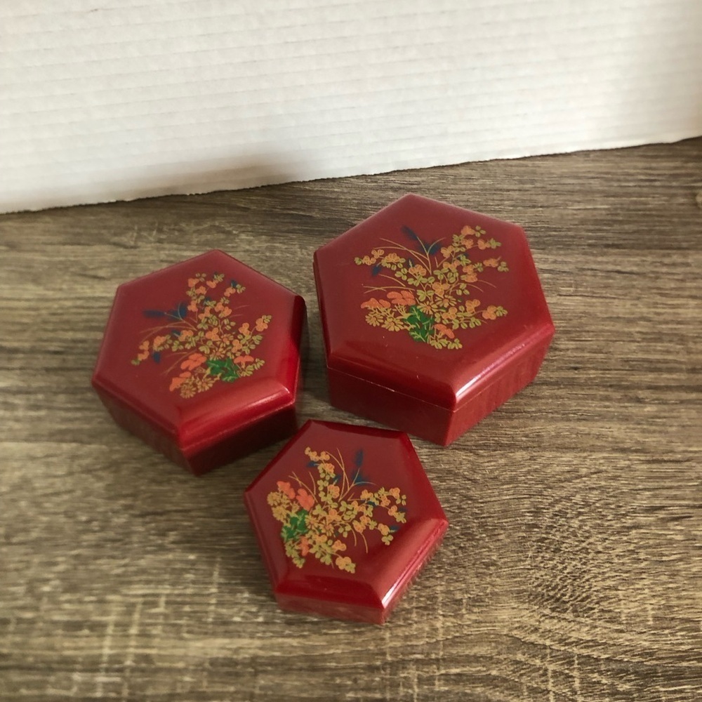 Vtg Set of Red Nesting Boxes Hong Kong